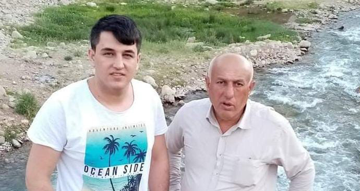 Orhan Adıgüzel ve babası Halil Adıgüzel'den geriye yan yana çektirdikleri fotoğraf karesi kaldı
