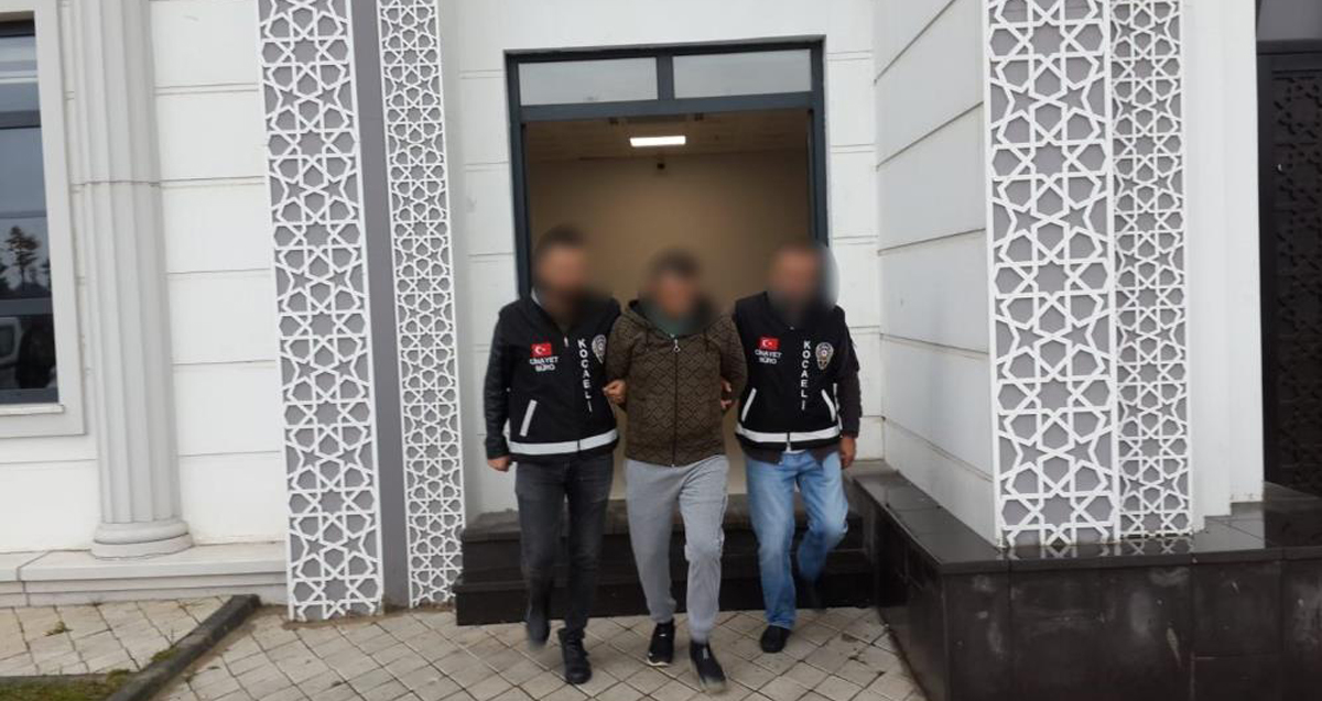 Liseli Büşra Kabataş’ı öldüren Taner Yaylacı'nın cezaevinde anormal davranışlar sergilediği ortaya çıktı