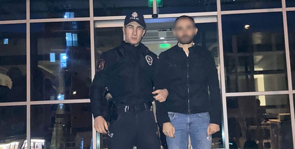 Eşinin başını duvara vurarak yaraladığı iddia edilen zanlı tutuklandı