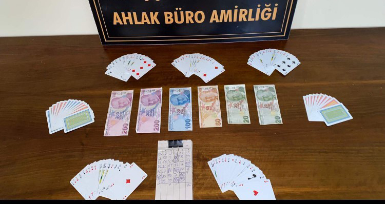Denizli’de kumar operasyonunda toplam 14 kişi yakalandı