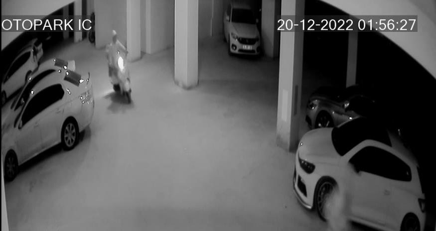 Apartman garajına girip 35 bin lira değerindeki  Seçkin Öztaş’a ait motosiklet çalındı 