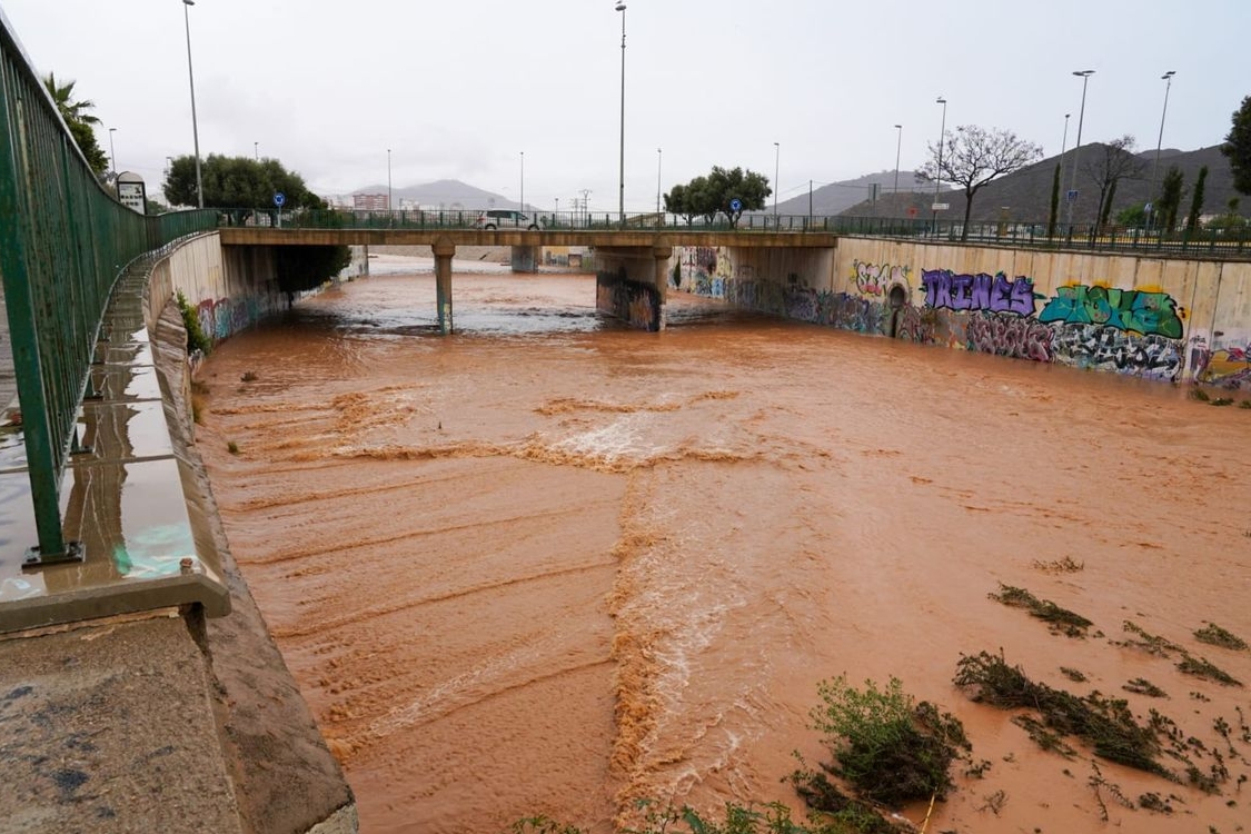 İspanya’da sel felaketi: Okullar tatil edildi
