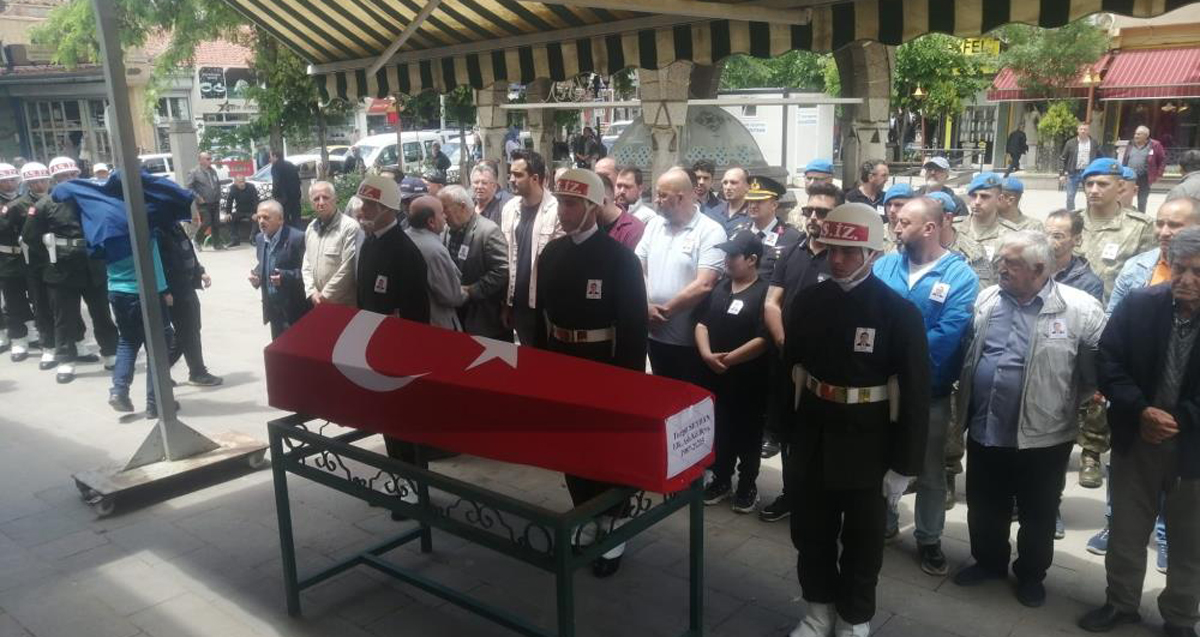 İlik kanseri tedavisi gören Astsubay Kıdemli Başçavuş Turgut Seyhan hayatını kaybetti