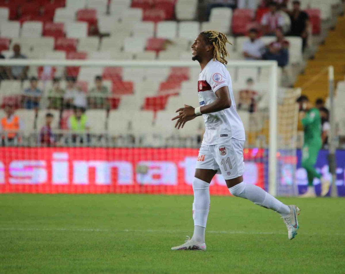 Sivasspor’da Gerson Rodrigez ilk resmi maçına çıktı
