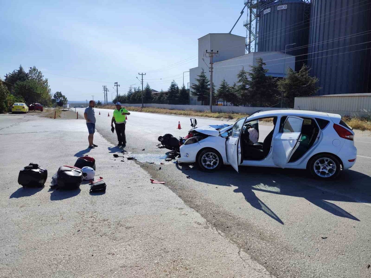 Motosiklet sürücüsü Ekrem Asker'in hayatını kaybettiği feci kaza kamerada
