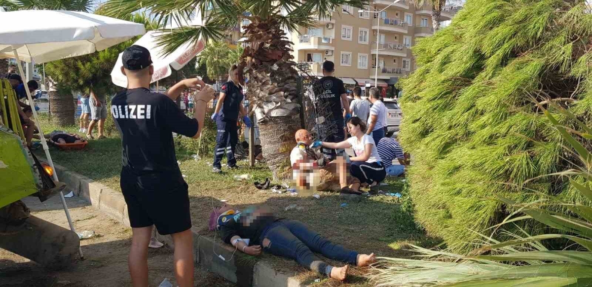Tourist safari disaster in Antalya: 2 dead, 15 injured