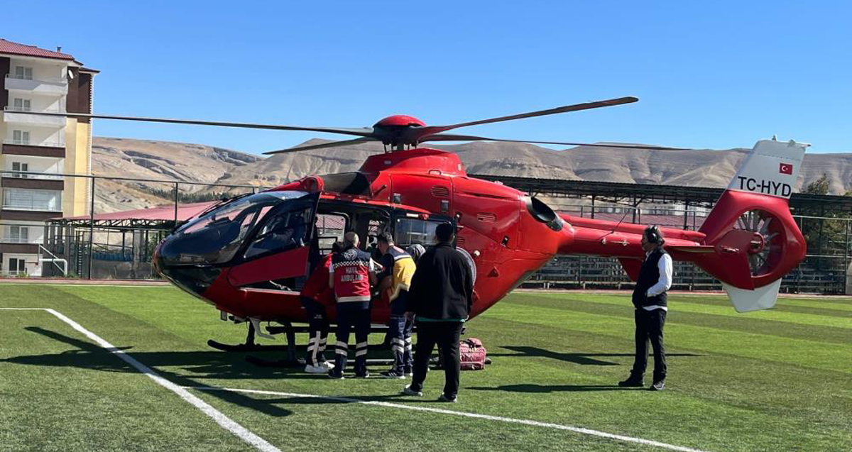 Beyin kanaması geçiren İbrahim Yücel'in imdadına ambulans helikopter yetişti