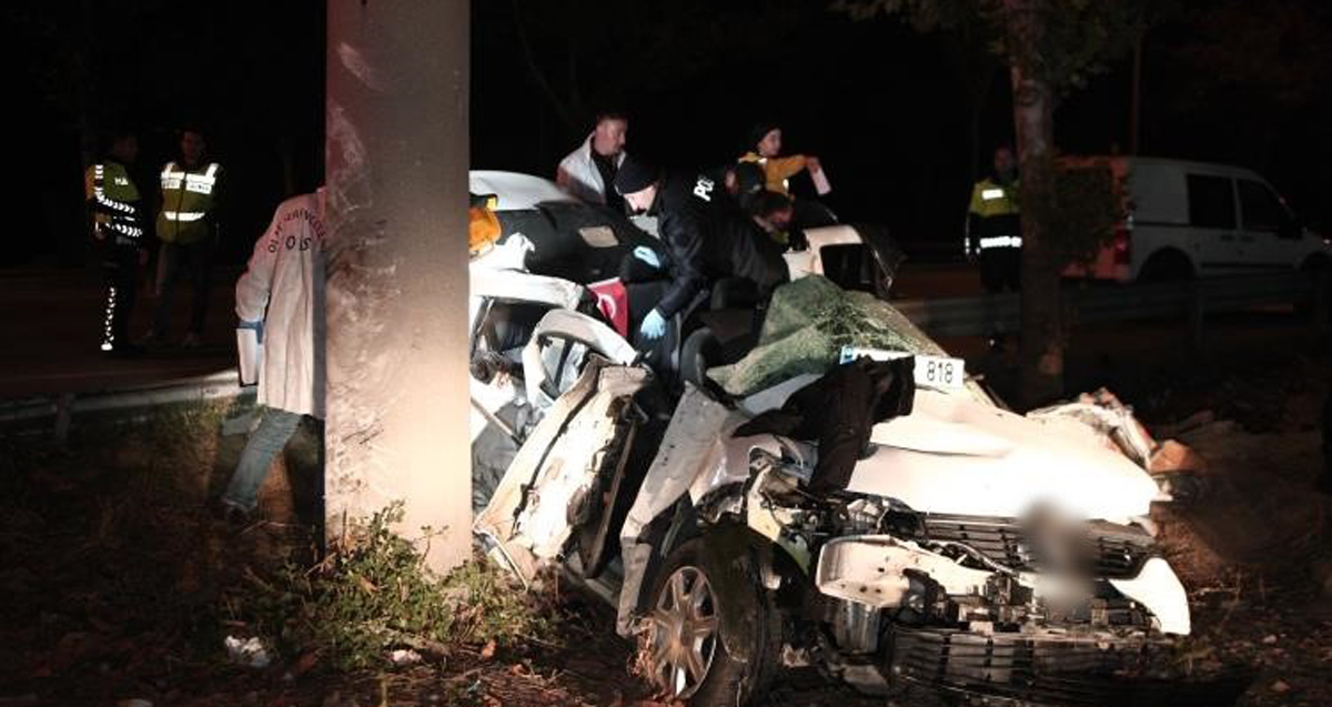 Bursa'da ki kazada Eda Nur Baykay, Sıla Çelik ve Sinan Karakuş yeinde hayatını kaybetti, 1 kişi yaralandı