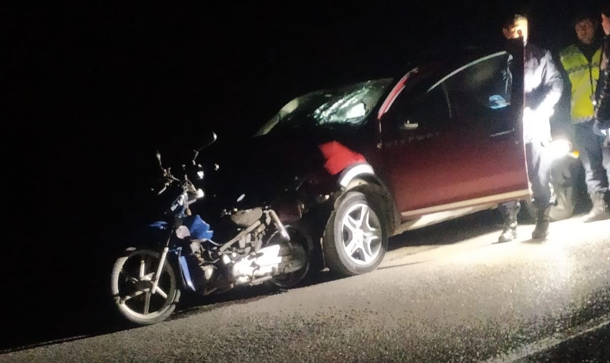 Muhtarın kullandığı otomobil motosiklete çarptı: Batuhan Bülbül hayatını kaybetti, 1 ağır yaralı
