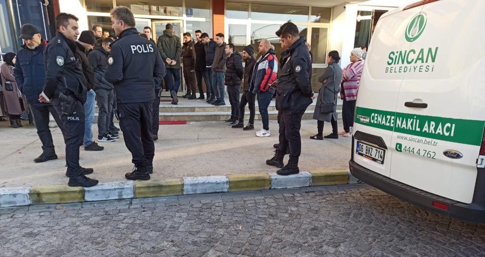 Ankara Sincan’da bekçilik yapan Orkun Oruç önce eşini sonra kendini vurdu