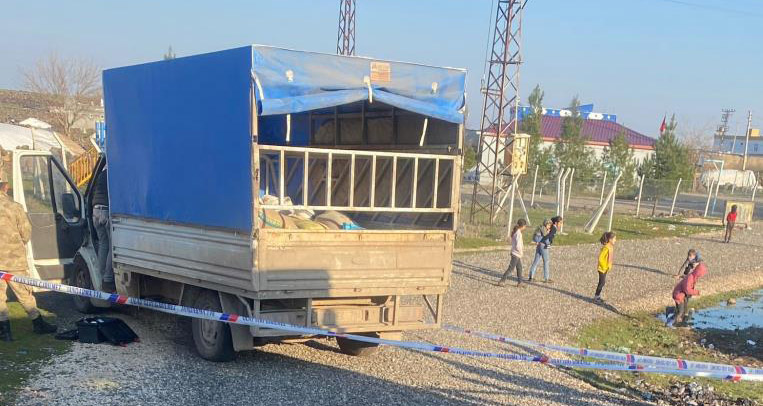  Diyarbakır’da kamyonetin çarptığı 5 yaşındaki çocuk hayatını kaybetti