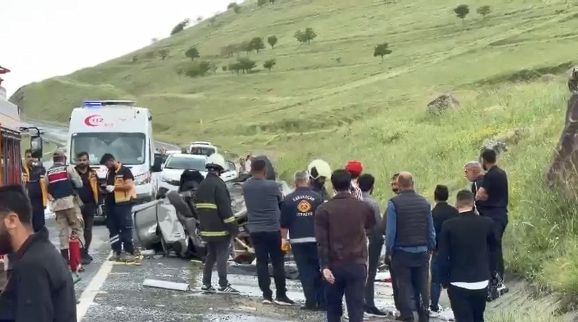 Elazığ’da feci kaza: Mustafa Şen hayatını kaybetti, 3 yaralı