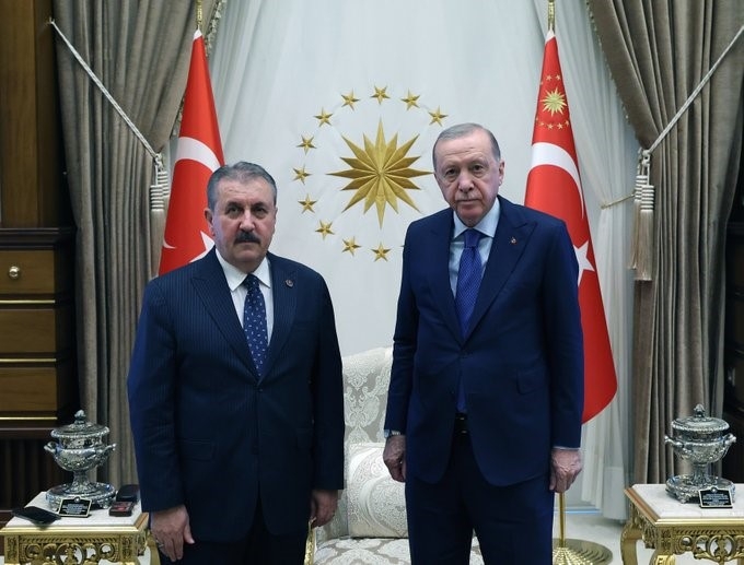 Cumhurbaşkanı Erdoğan, BBP Genel Başkanı Destici’yi kabul etti
