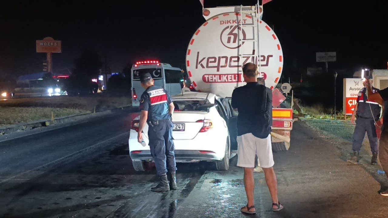 Akaryakıt tankerine arkadan çarpan otomobilin sürücüsü Ahmet Sevim hayatını kaybetti